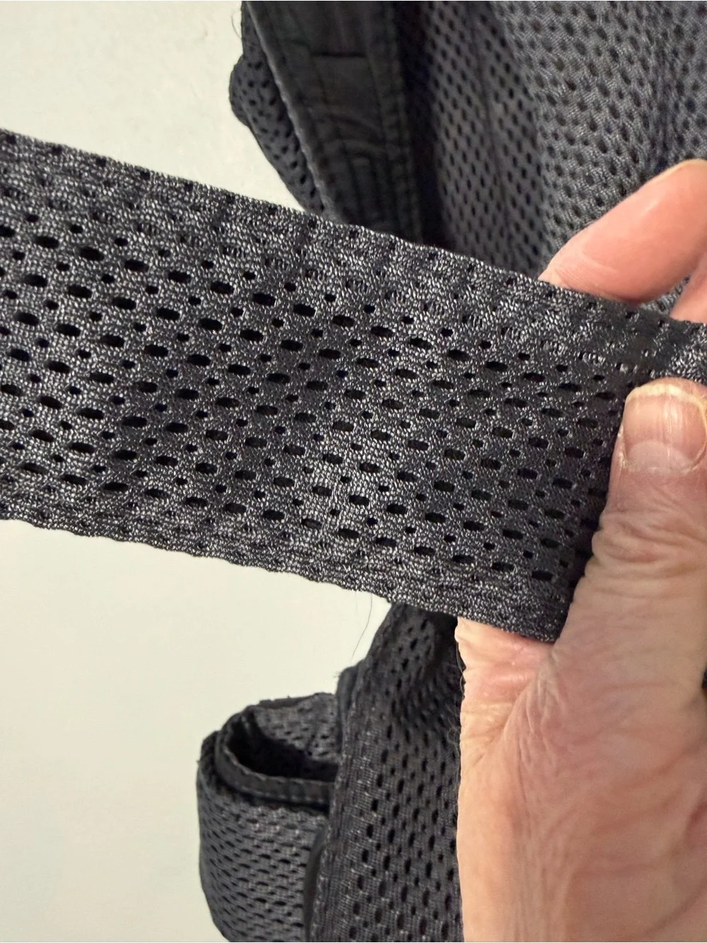 BabyBjörn Move in Anthracite - Picture 14 of 16